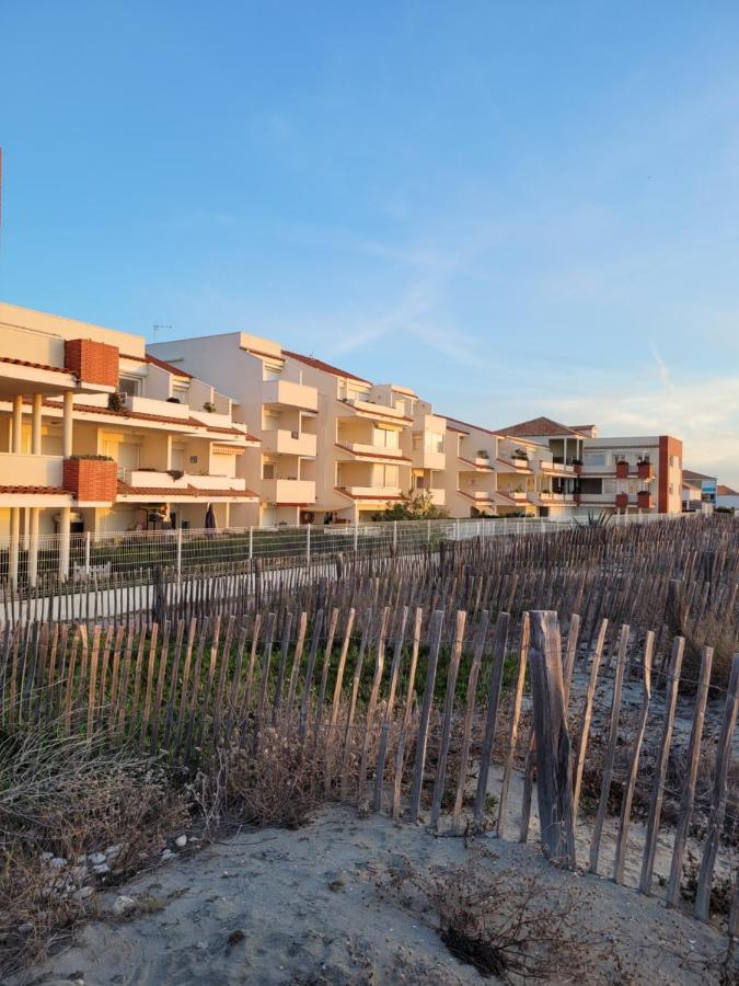 Tahiti Beach, T2 A La Mer, Piscine, Terrasse Et Parking Frontignan Exterior photo