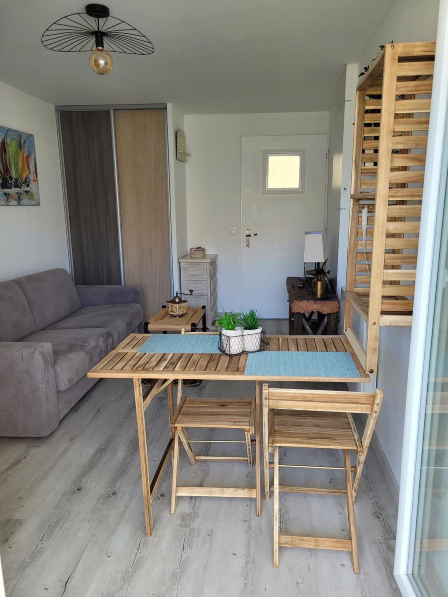 Tahiti Beach, T2 A La Mer, Piscine, Terrasse Et Parking Frontignan Exterior photo